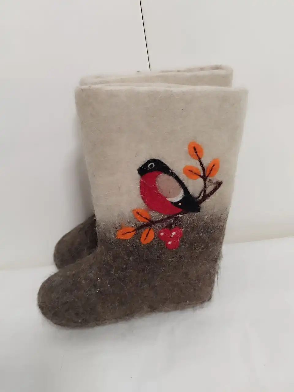 Тапочки, валенки и носки из овечьей шерсти ручной работы - Обувь и аксессуары (Одежда) в Москва