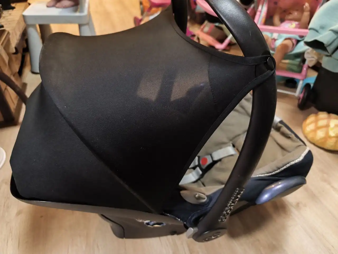 Продам кресло б/у - Барахолка в Москва