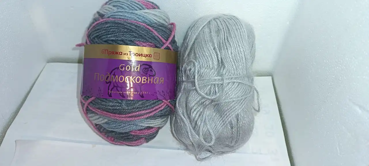 Шапочки ручной работы из шерсти с мохером - Головные уборы (Одежда) в Москва