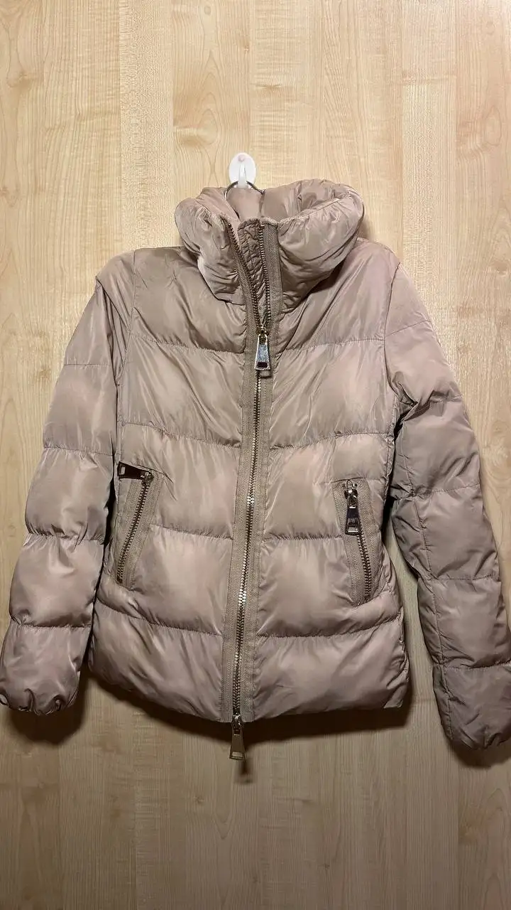 Продажа б/у одежды и аксессуаров от брендов Fendi, Gucci, Imperial, Calzedonia - Верхняя одежда, Головные уборы, Брюки, Купальники (Одежда) в Москва