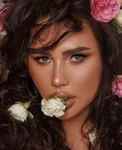 Поиск девушки на съемку бьюти reels и фотопортретов в цветах - Транспортные и логистические услуги в Москва