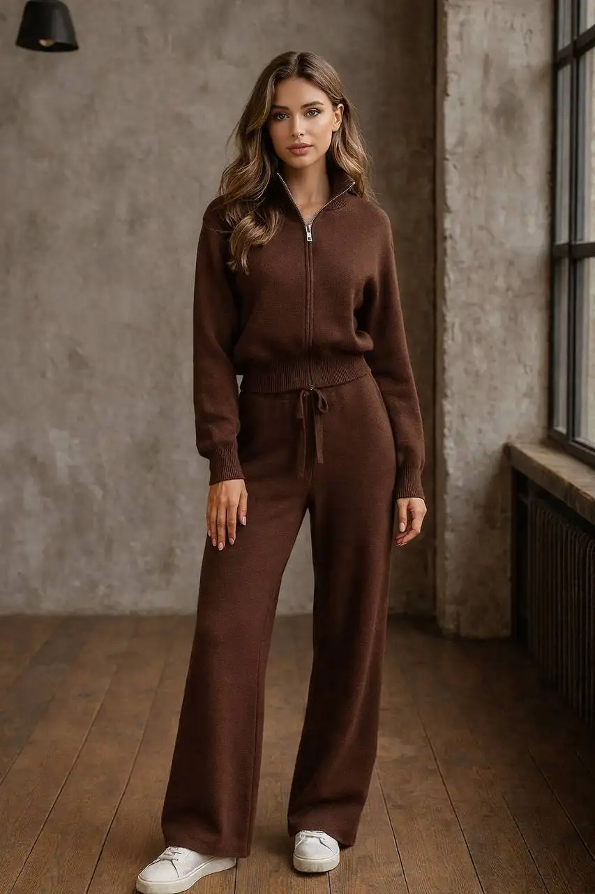 Кашемировый женский костюм - Женская одежда (Одежда) в Долгопрудный