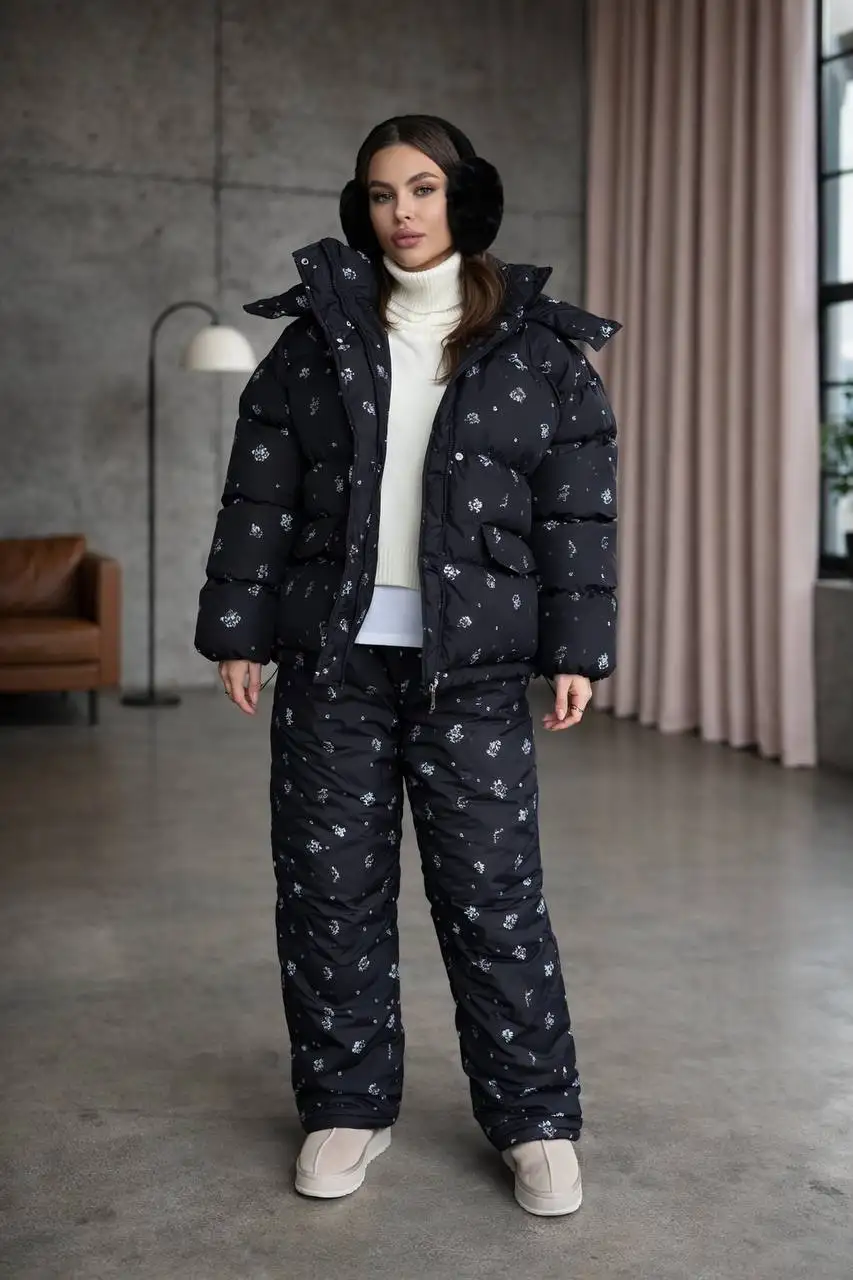 Утепленный женский костюм - Женская одежда (Одежда) в Долгопрудный