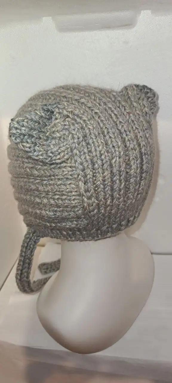Шапочка ручной работы из полушерсти с мохером - Головные уборы (Одежда) в Москва