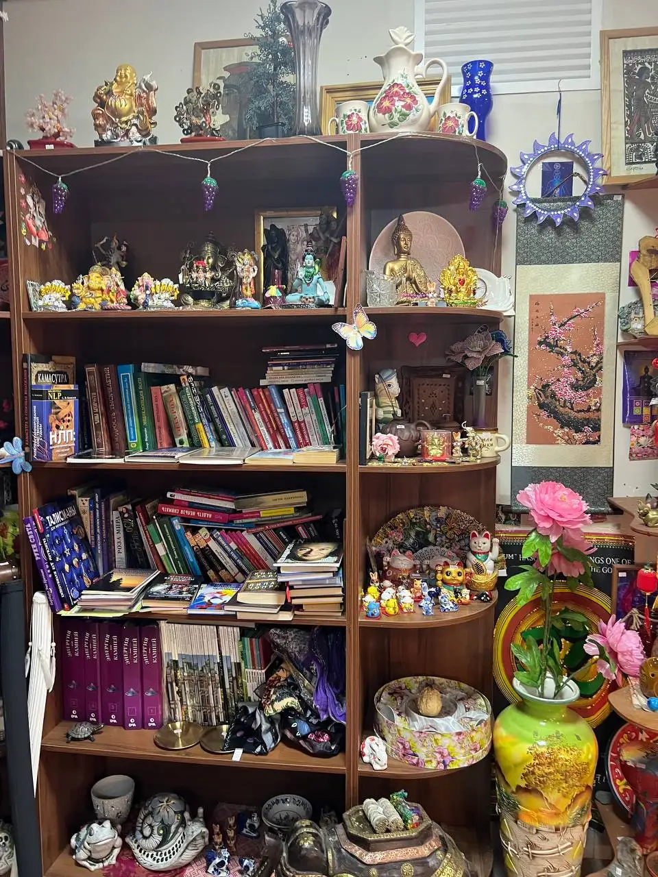 Ликвидация магазина. Распродажа мебели и товара - Мебель (Барахолка) в Москва