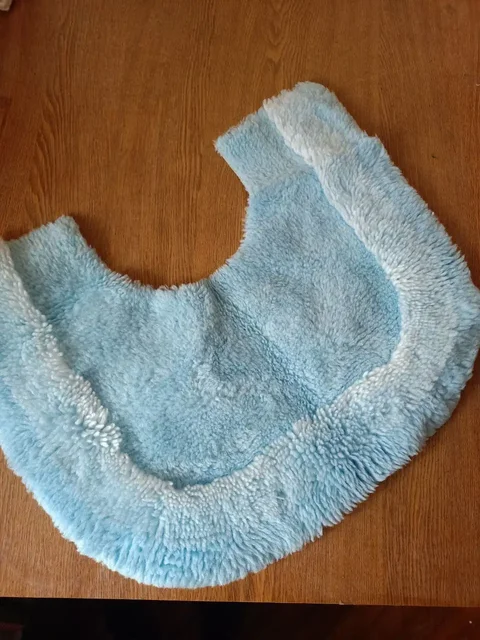 Коврик для туалета новый - Садовая техника в Москва