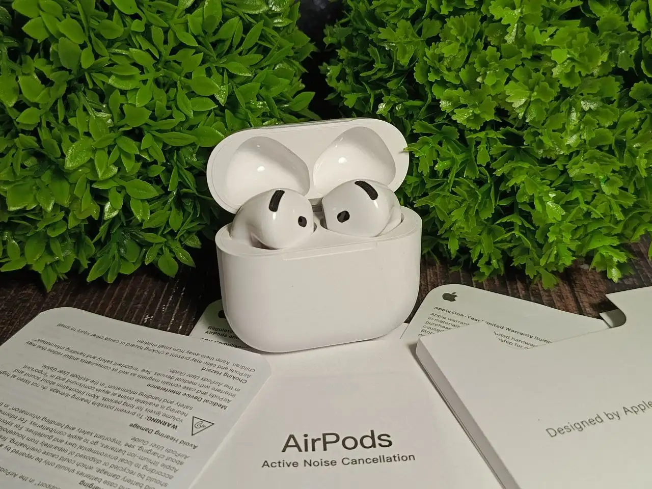 Наушники AirPods 4 с шумоподавлением - Наушники (Электроника) в Москва