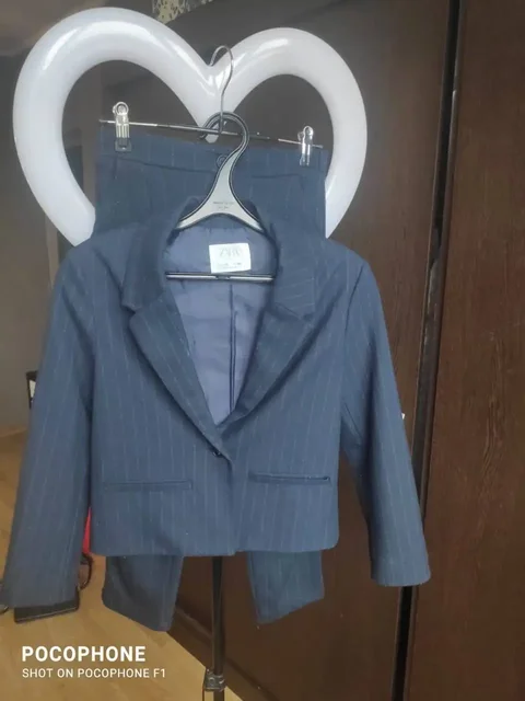 Школьная форма Zara и комплект одежды - Женская в Москва