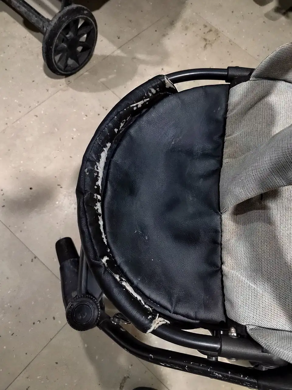 Продам коляску 2 в 1 с автолюлькой - Коляски (Товары для детей) в Москва