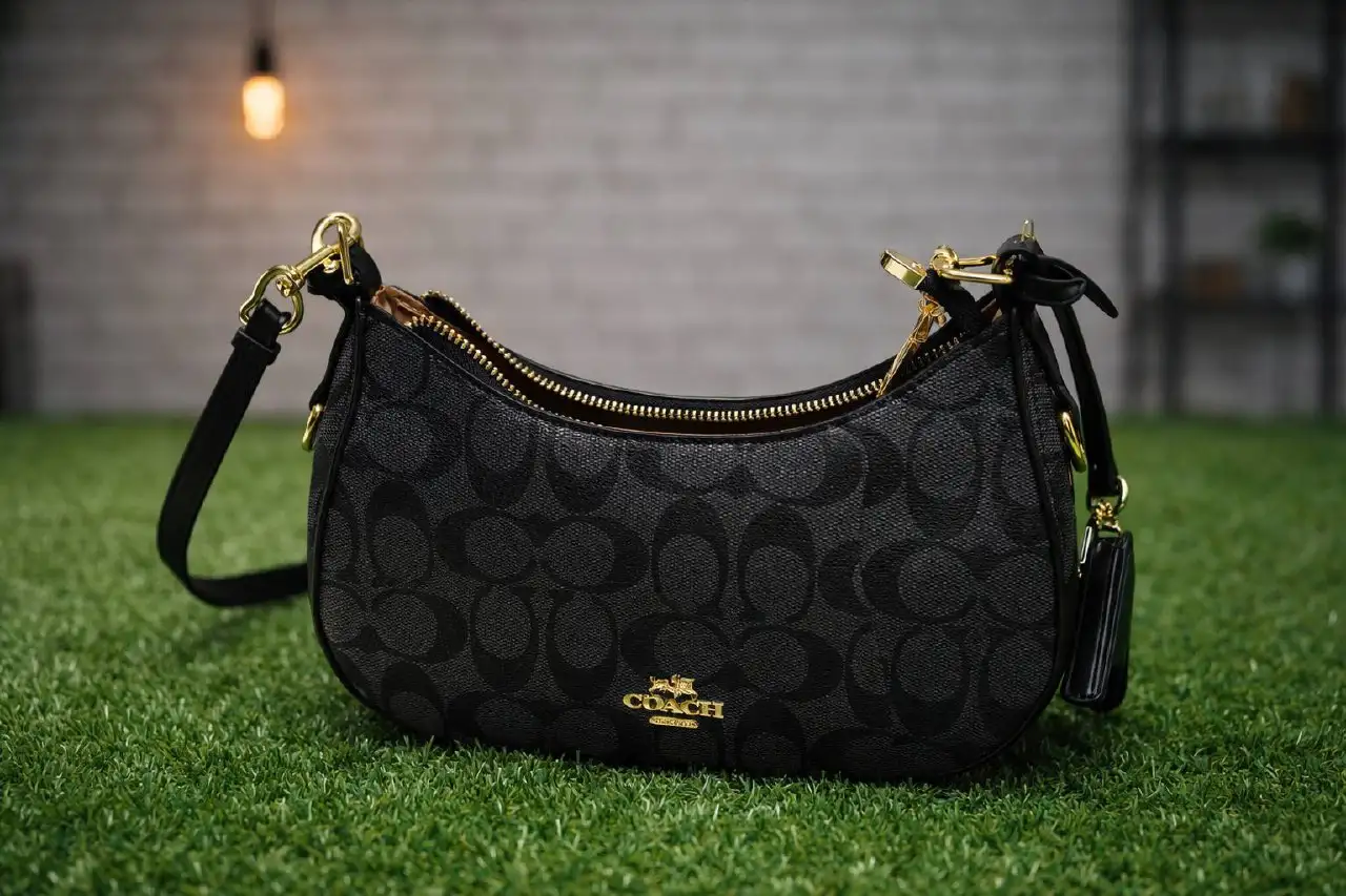 Люксовая брендовая сумка - Сумки (Одежда) в Долгопрудный