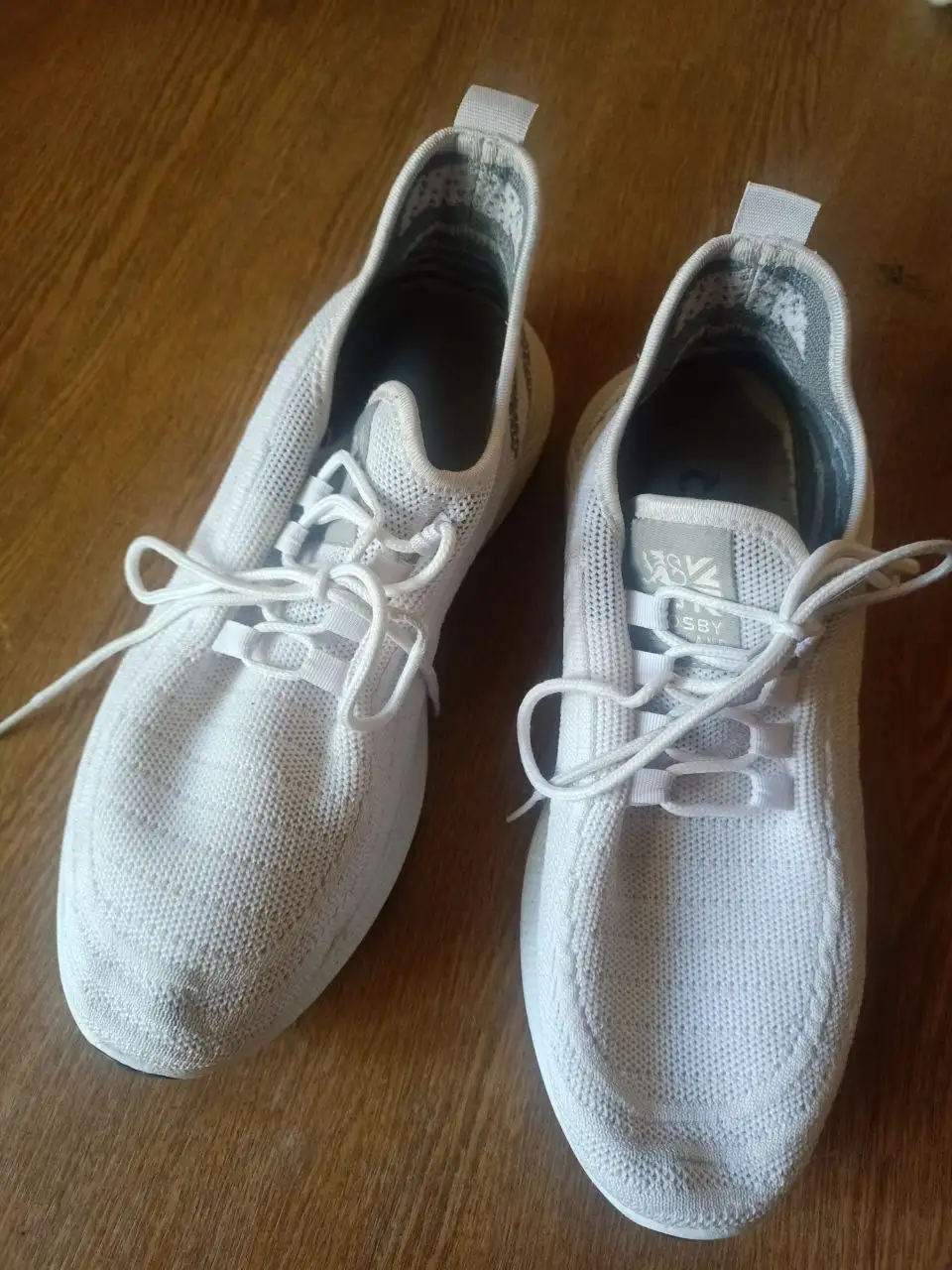 Туфли и кроссовки 42 размера - Обувь (Одежда) в Москва