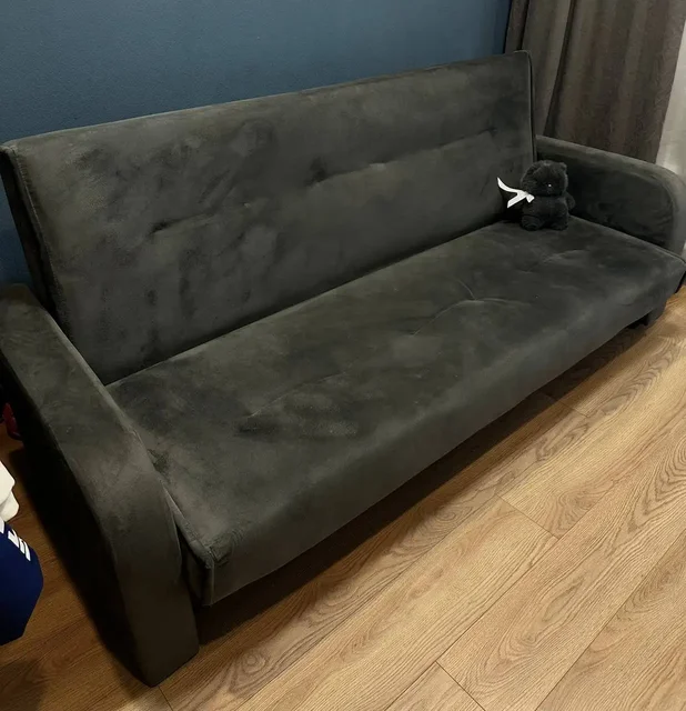 Продам диван в связи с переездом - Зеркала в Москва