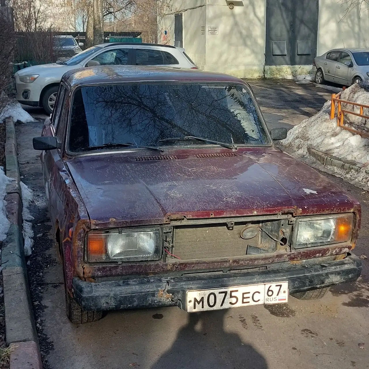 ВАЗ 2107 на запчасти или под восстановление - Запчасти (Авто) в Красногорск