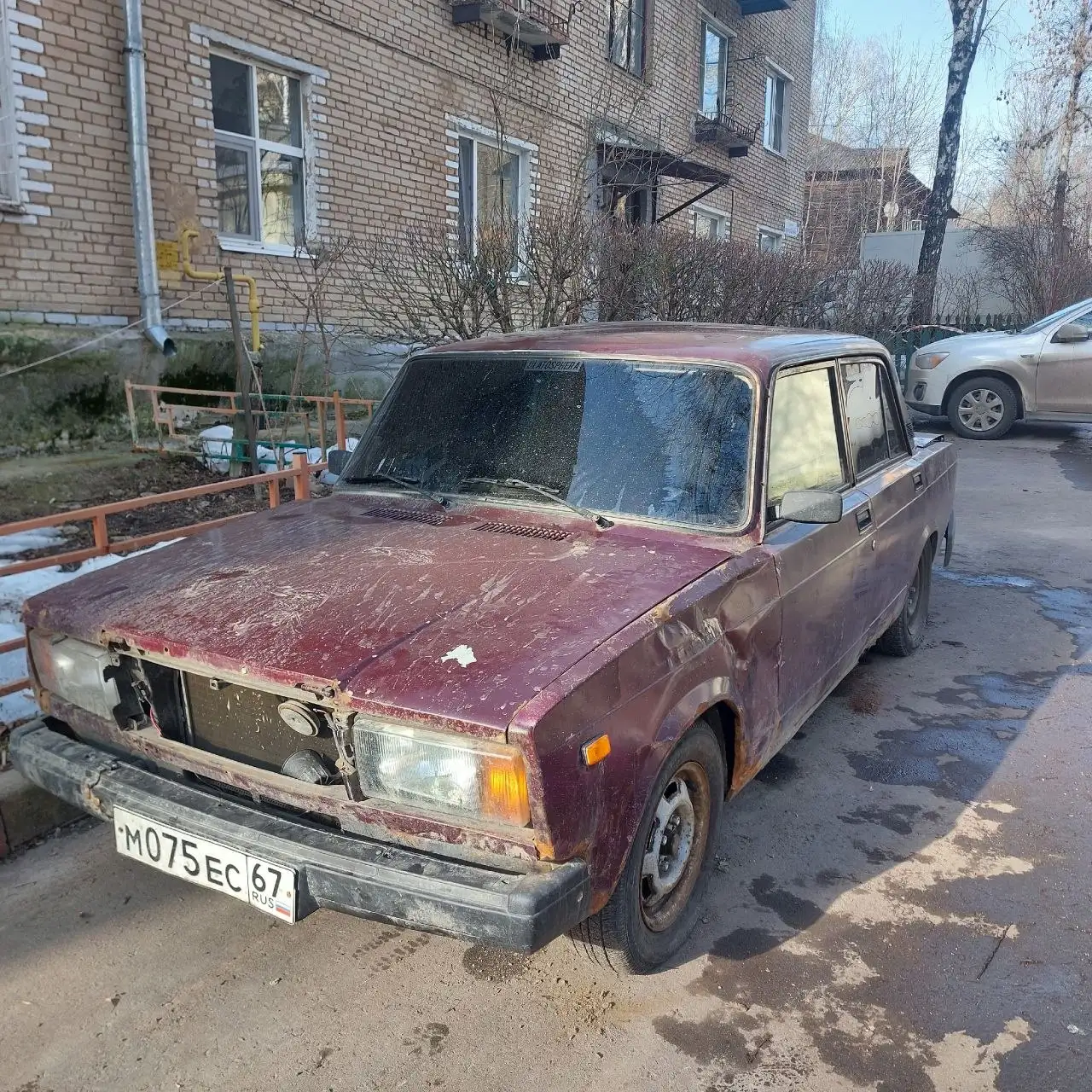 ВАЗ 2107 на запчасти или под восстановление - Запчасти (Авто) в Красногорск