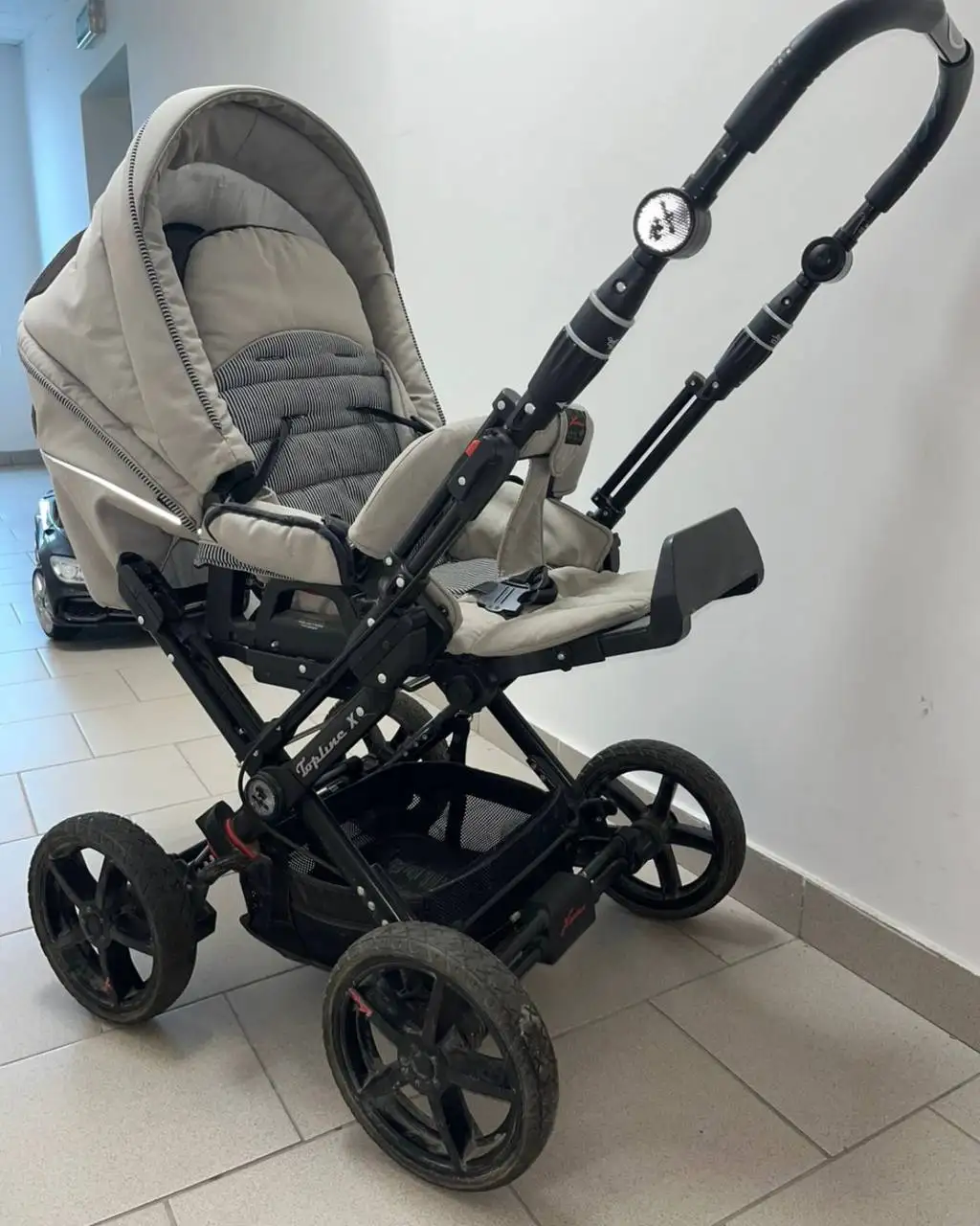 Продажа б/у колясок - Коляски (Товары для детей) в Москва