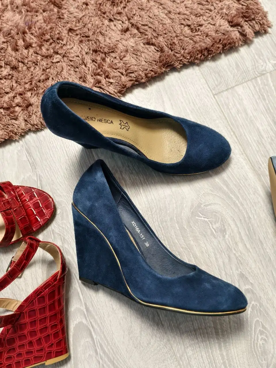 Женские полусапожки в отличном состоянии - Обувь (Одежда) в Москва