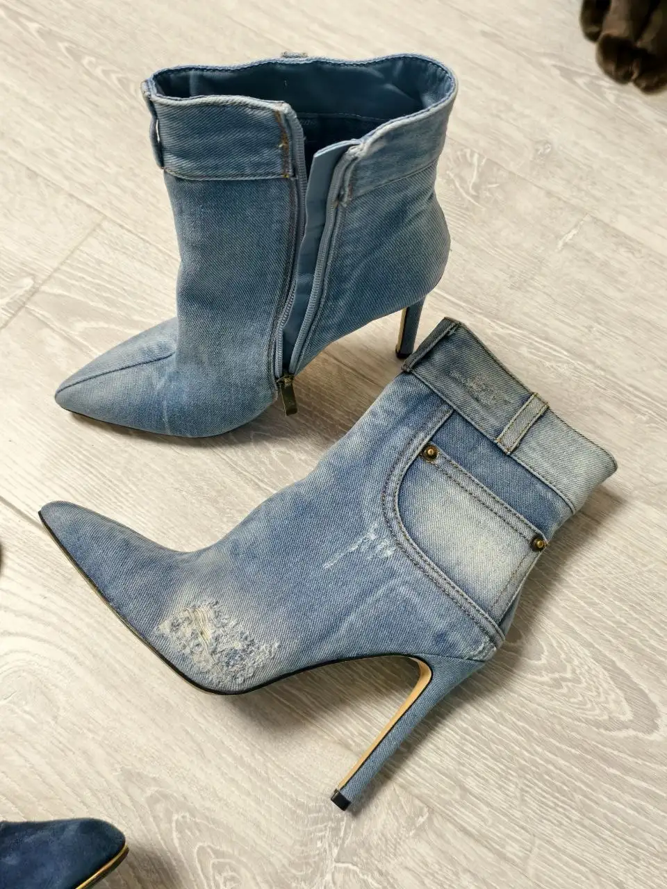 Женские полусапожки в отличном состоянии - Обувь (Одежда) в Москва