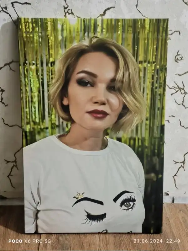 Портрет на холсте для подарка - Творческие услуги (Услуги) в Москва