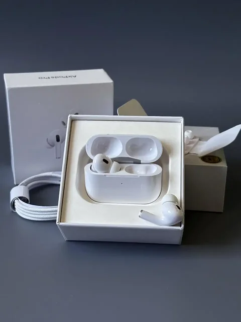 Продам наушники Air Pods Pro 2 реплика - Сетевые устройства в Москва