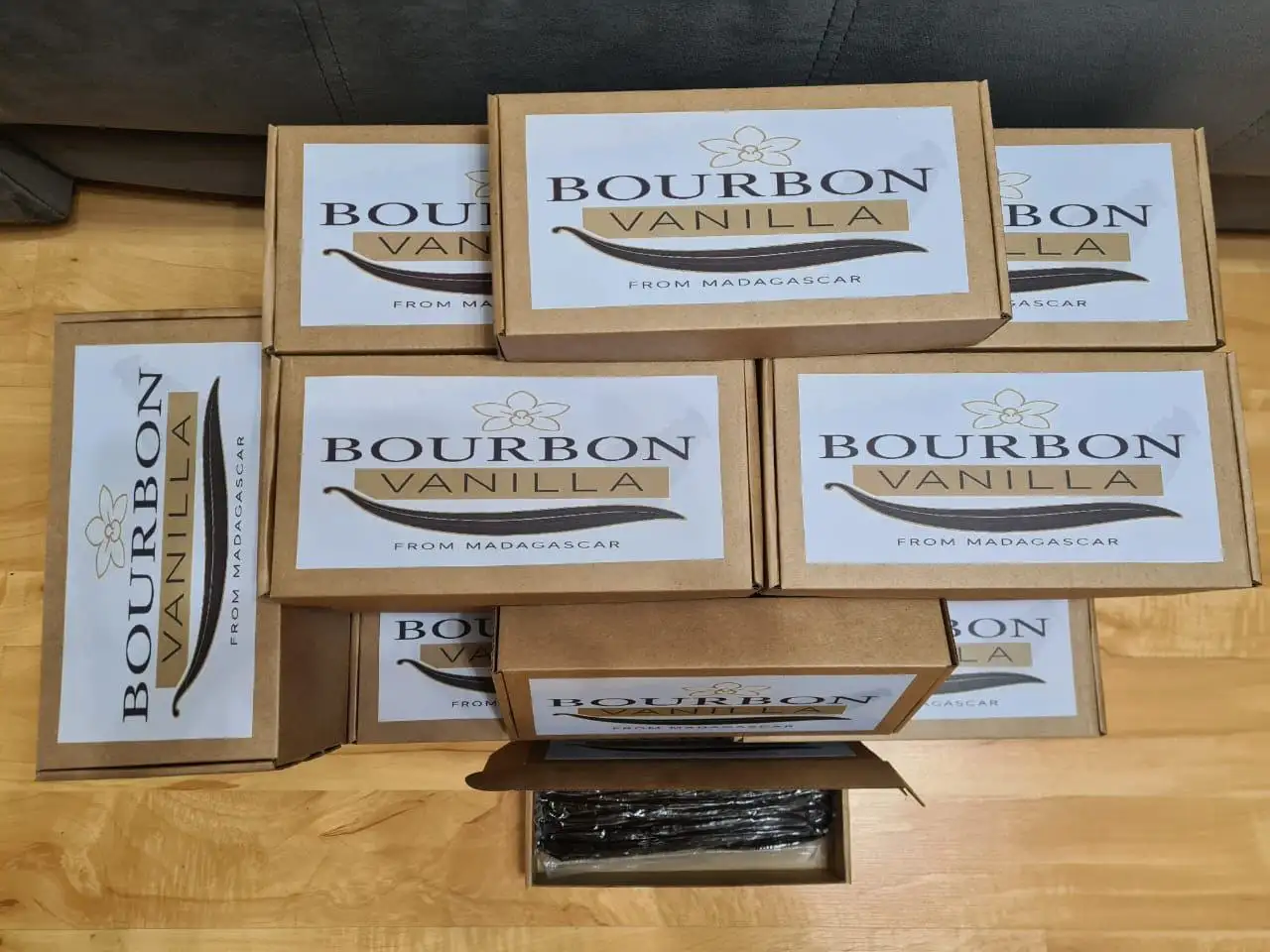Продажа ванили: стручки Бурбон, икра, молотая, экстракт - Барахолка в Москва