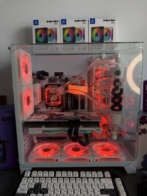 Игровой компьютер с кастомным водяным охлаждением и комплектом аксессуаров - VR-очки в Москва