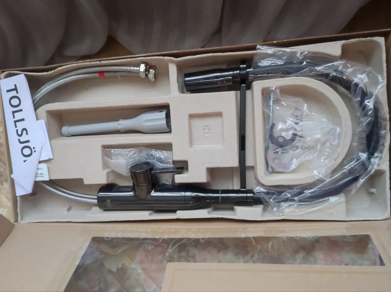 Кухонный смеситель IKEA TOLLSJON черный - Сантехника (Для дома и дачи) в Москва