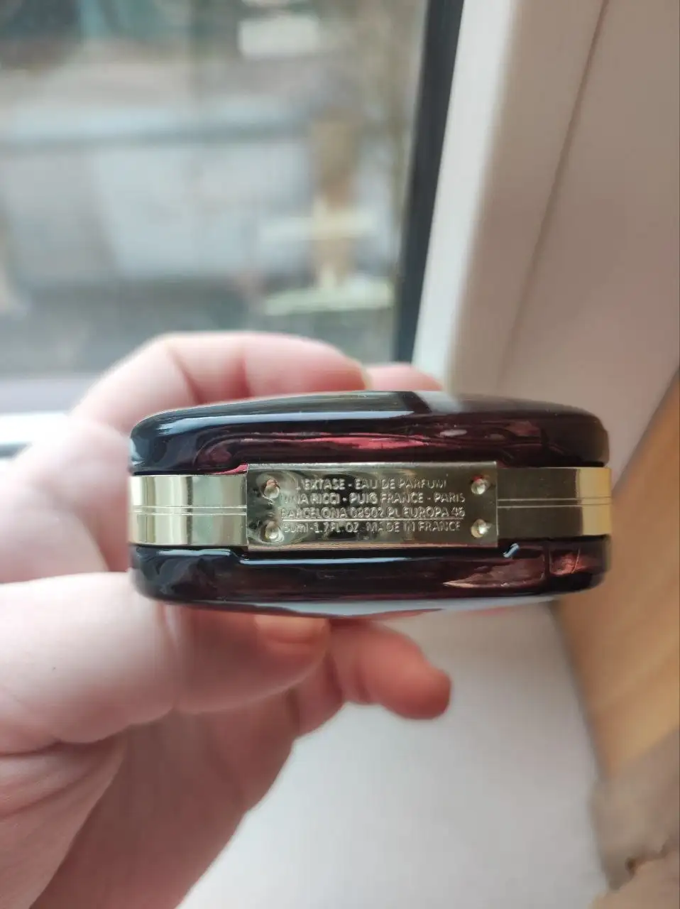 Парфюмерная вода Nina Ricci L'extase 50 мл спрей - Парфюмерия (Красота и здоровье) в Москва