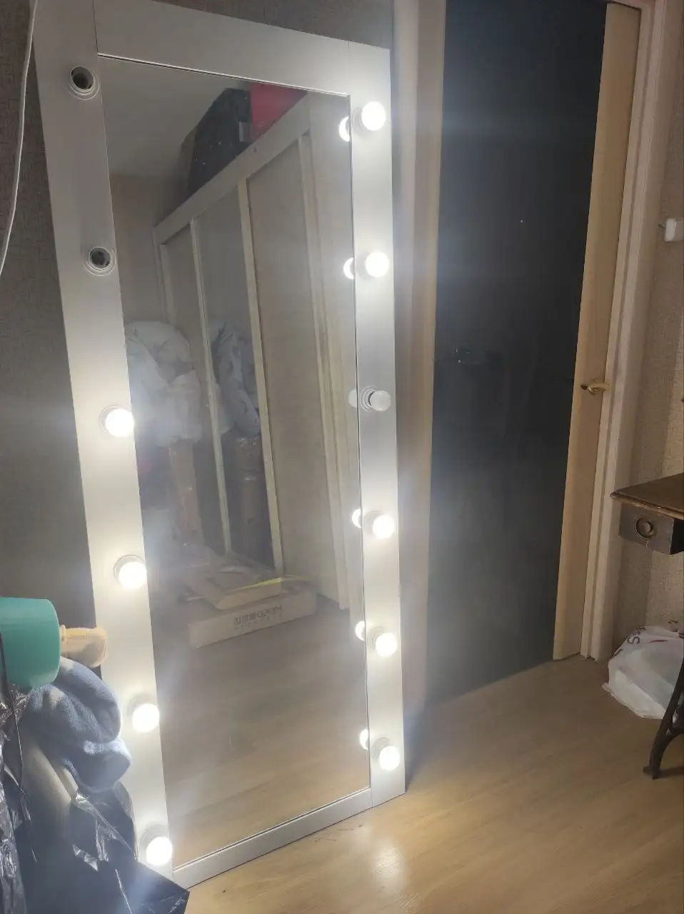 Самодельное гримерное зеркало с подсветкой - Для дома и дачи в Лобня