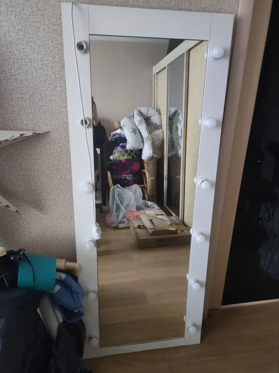 Самодельное гримерное зеркало с подсветкой - Для дома и дачи в Лобня