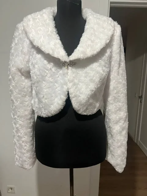 Продажа в Москве - Статуэтки в Москва