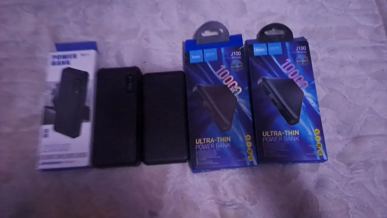 Обмен повербанков на iPhone - Телефоны и смартфоны (Электроника) в Москва