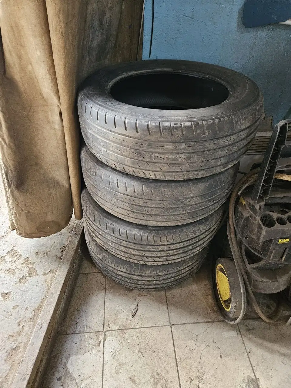 Шины TOYO 225/60 R18 - Шины и диски (Авто) в Москва