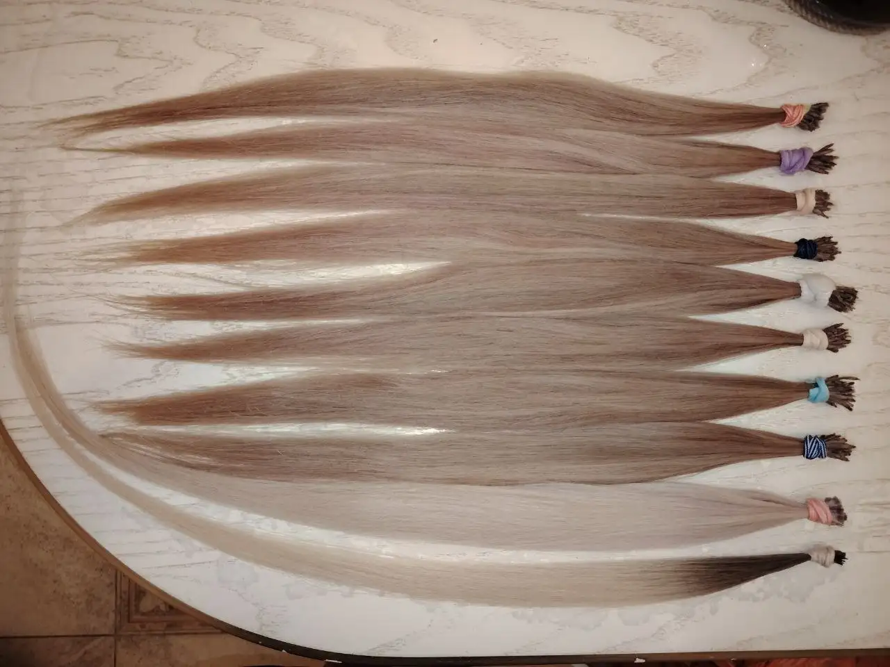 Продажа б/у накладных волос Славянка премиум - Парики и накладные волосы (Барахолка) в Москва