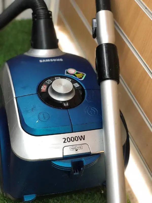 Пылесос Samsung в отличном состоянии отдают даром - Техника для дома (Для дома и дачи) в Москва