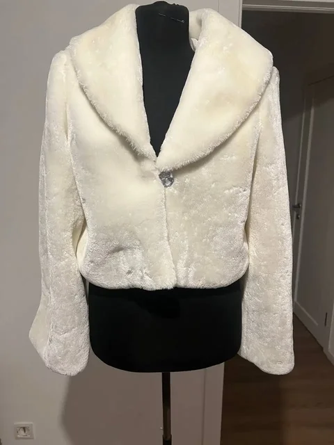 Шубки по 800₽ - Кофта в Москва