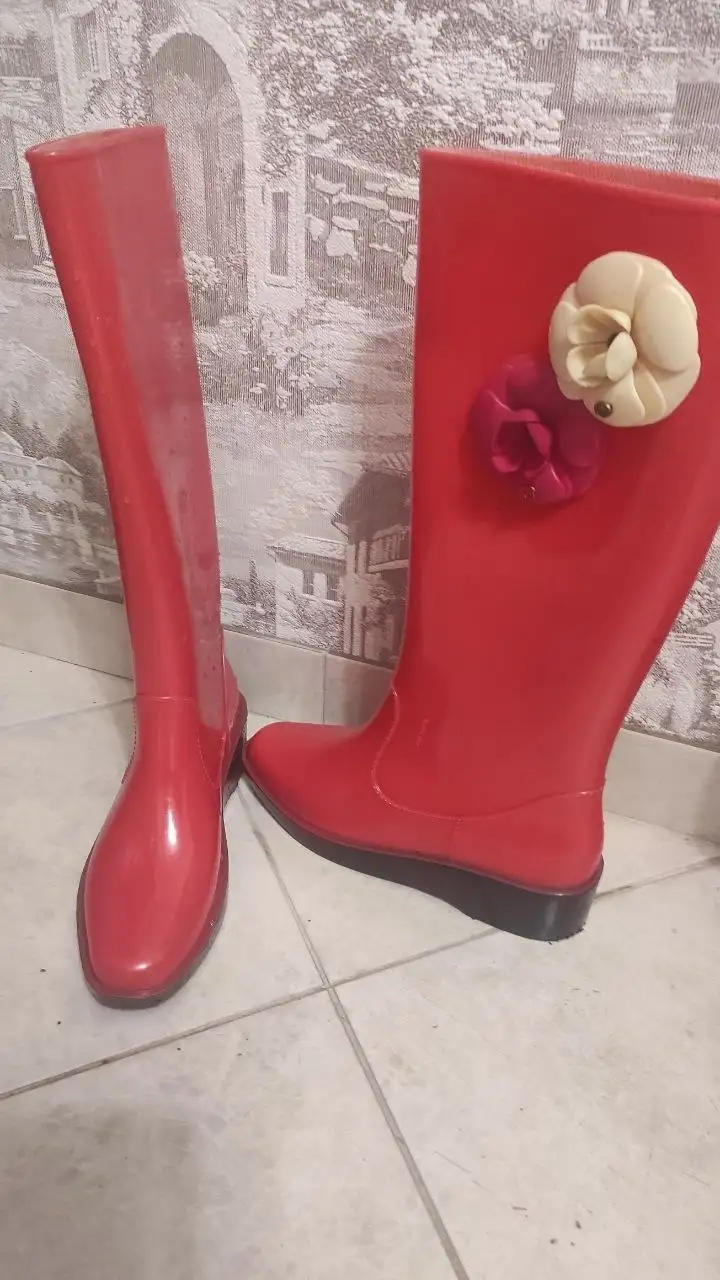 Резиновые сапожки р 37 - Обувь (Одежда) в Москва