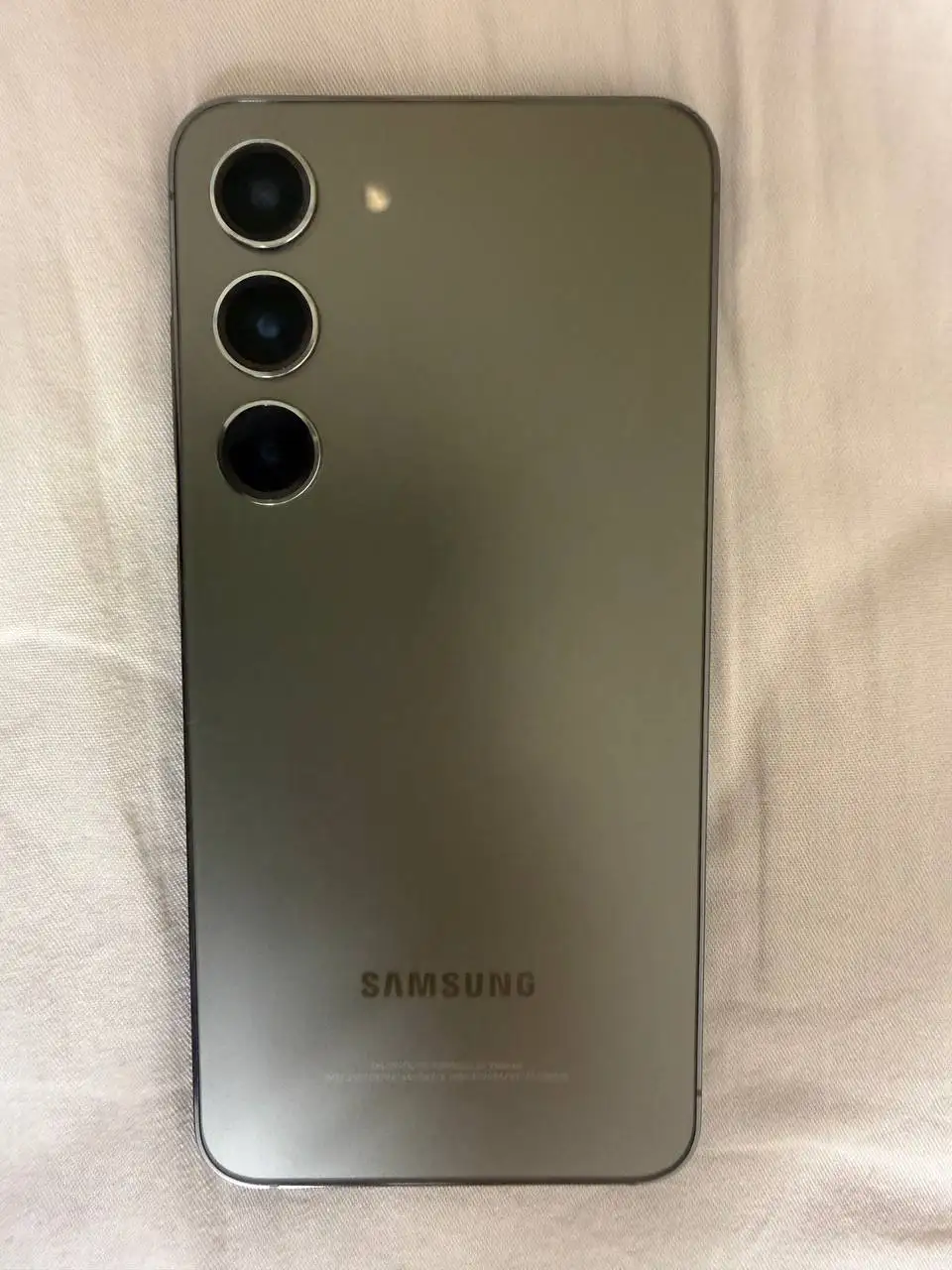 Samsung Galaxy S23 128 ГБ б/у - Смартфоны (Электроника) в Москва