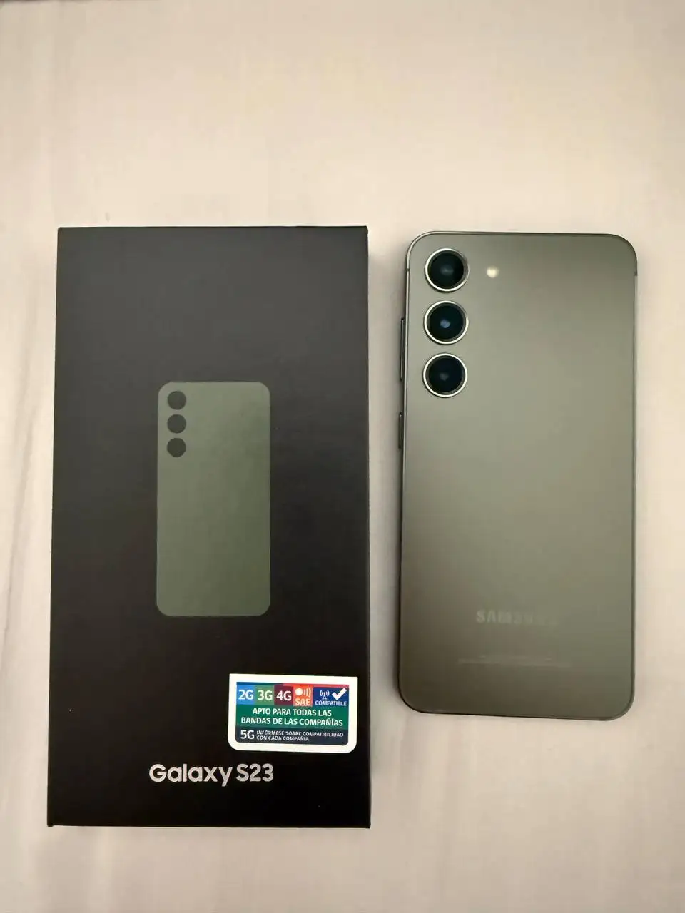 Samsung Galaxy S23 128 ГБ б/у - Смартфоны (Электроника) в Москва