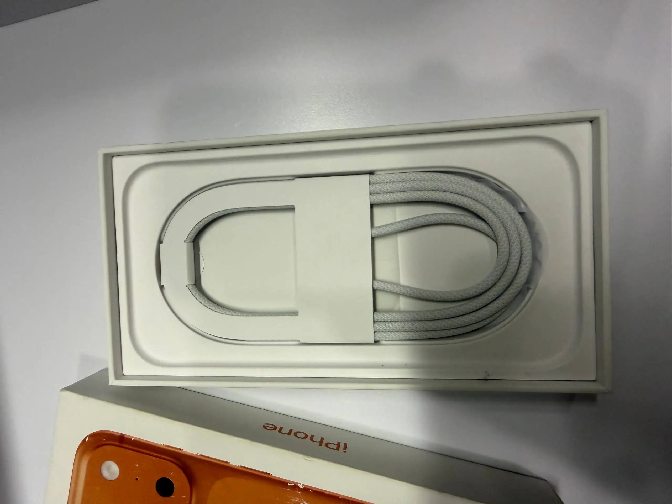 iPhone 17 Pro 256GB Orange eSIM - Смартфоны и гаджеты (Электроника) в Москва