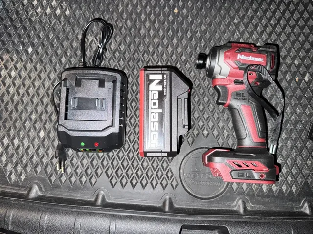 Продам новый ударный винтоверт Neolaser NIS20 - Одежда, аксессуары, часы, телефоны в Москва