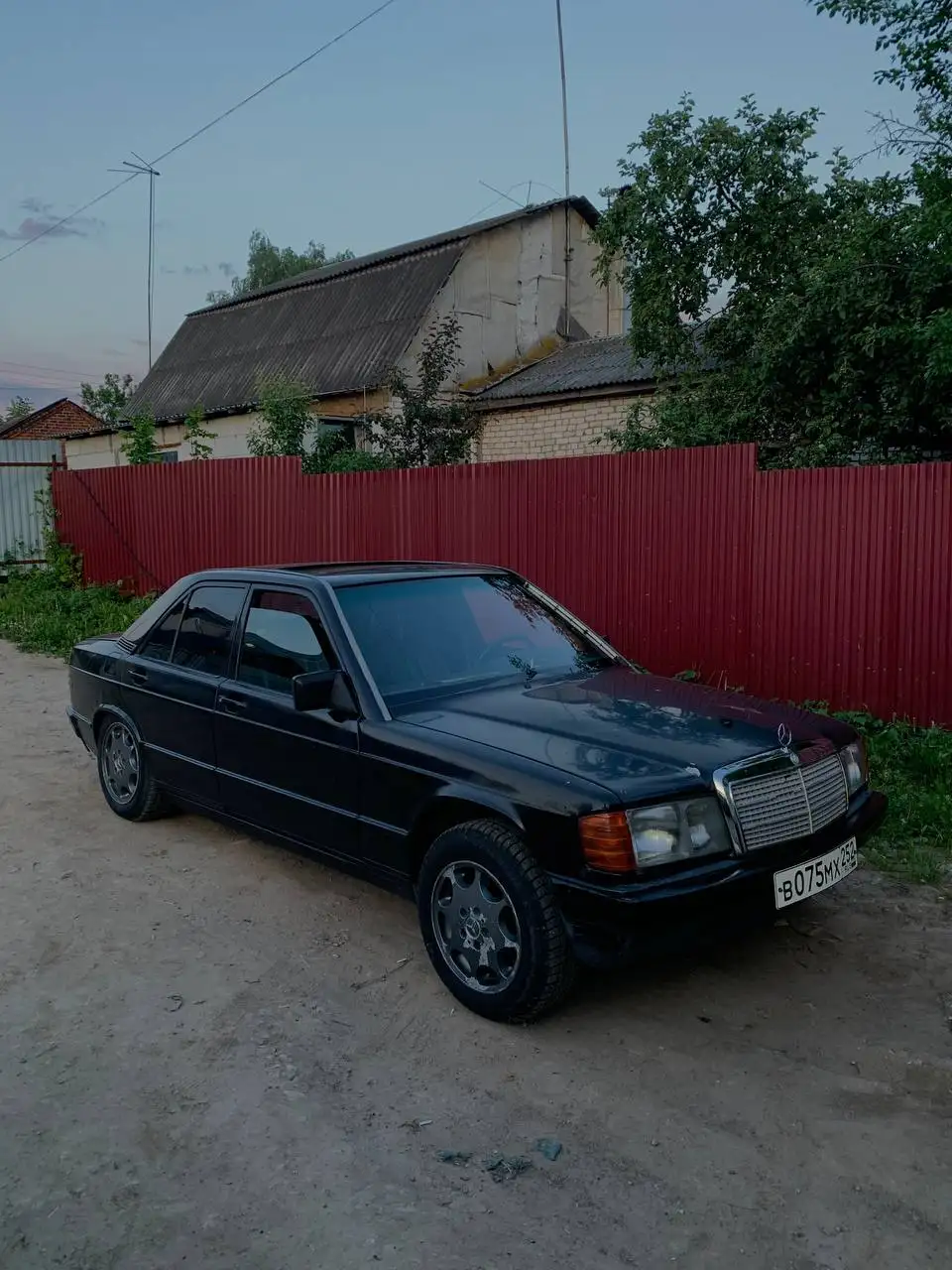 W201 190E 1985 года - Легковые автомобили (Авто) в Нижний Новгород