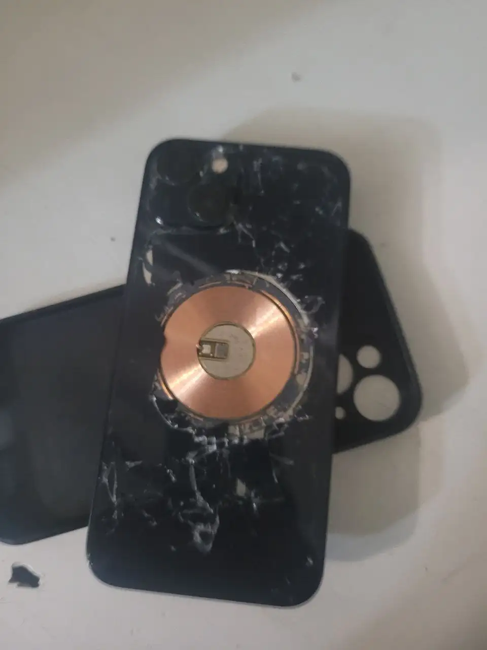 Продам iPhone 13 128GB - Смартфоны и гаджеты (Электроника) в Нижний Новгород