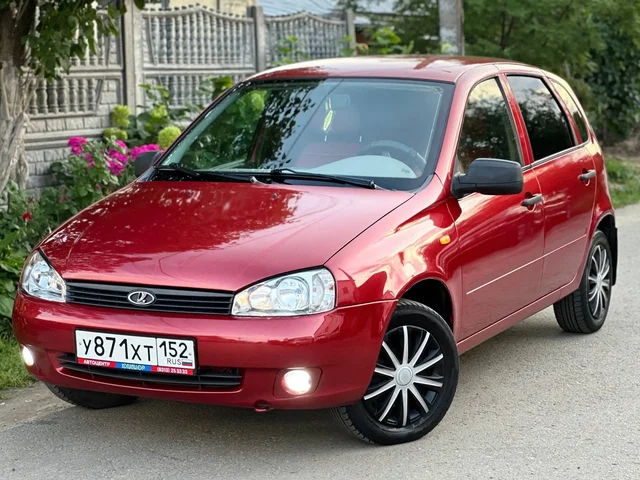 Lada Kalina хэтчбек 2010 года - ВАЗ 2107 в Нижний Новгород