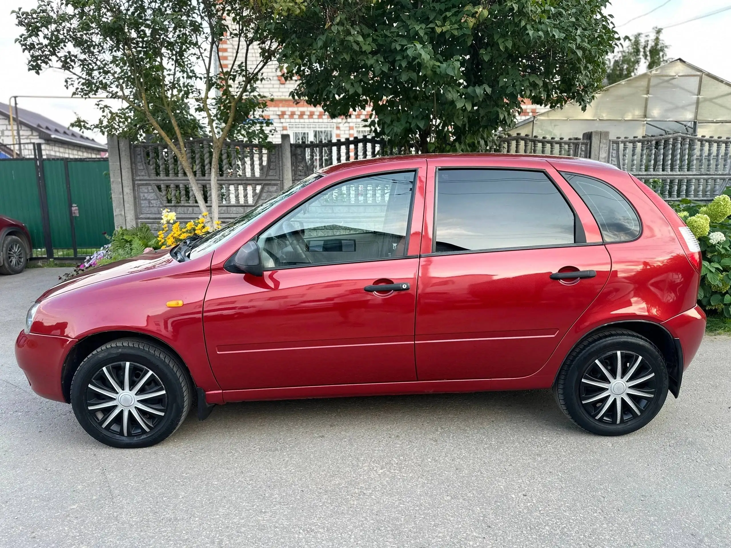 Lada Kalina хэтчбек 2010 года - Легковые автомобили (Авто) в Нижний Новгород