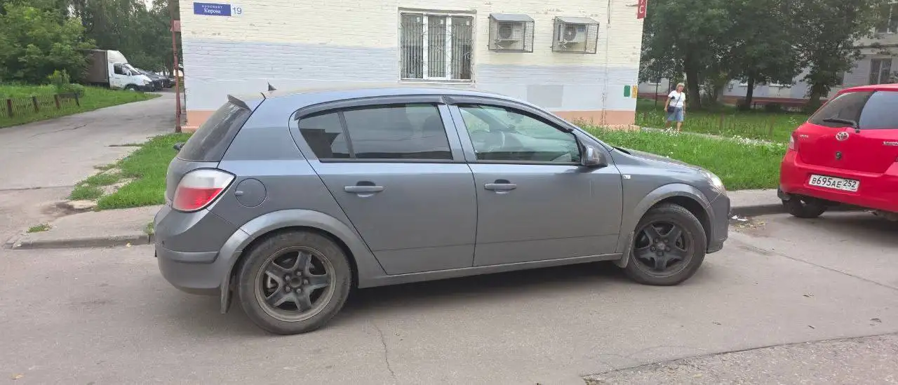 Opel Astra 2006, робот, ходовка в порядке, кузов требует внимания - Легковые автомобили (Авто) в Нижний Новгород