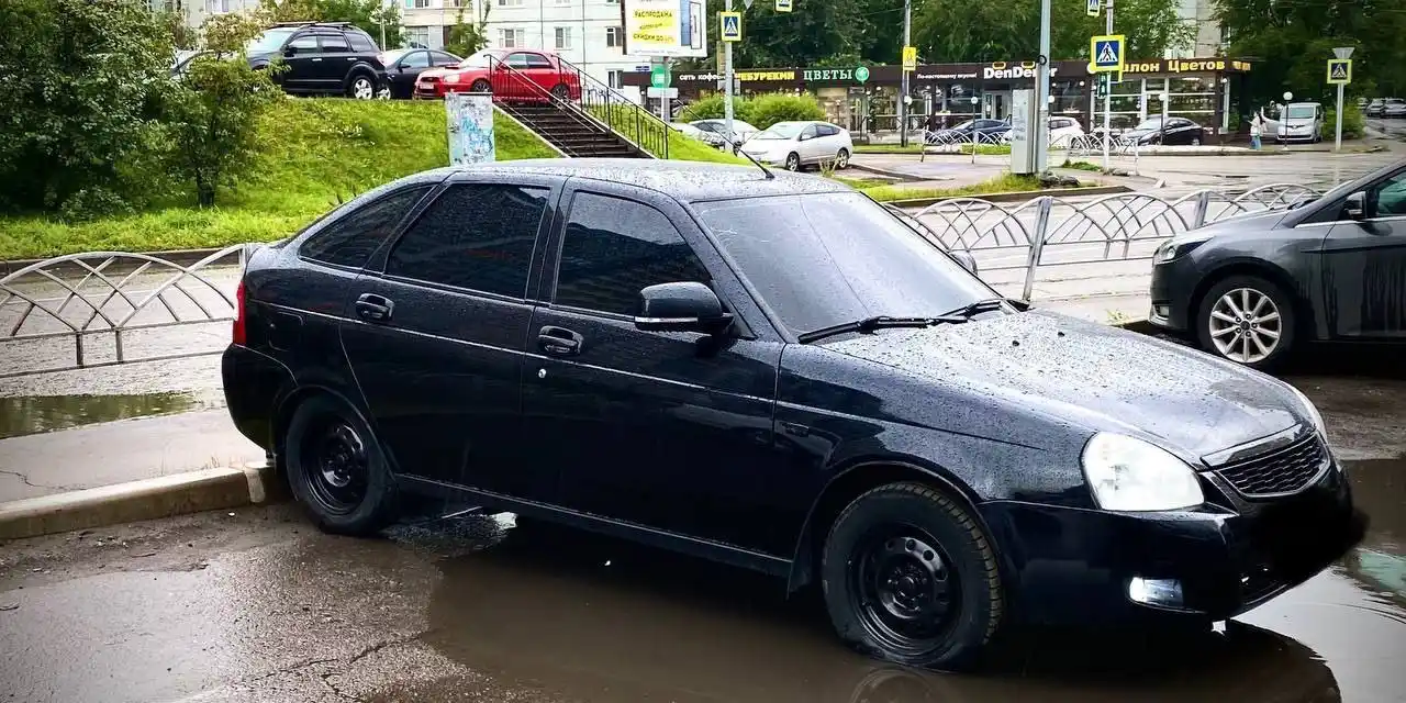 Лада Приора 2011 года