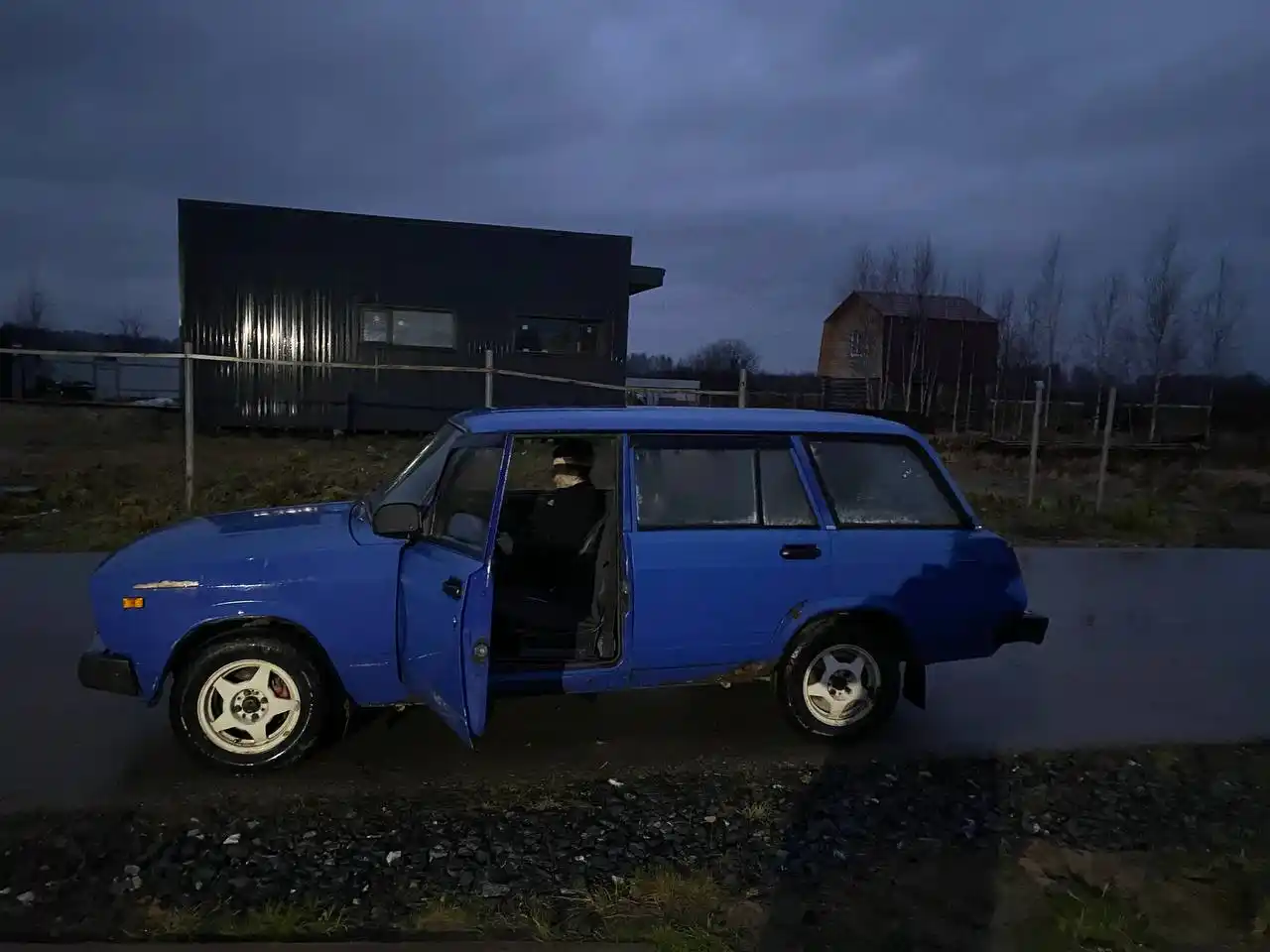 Продажа автомобиля ВАЗ 2105 2005 года