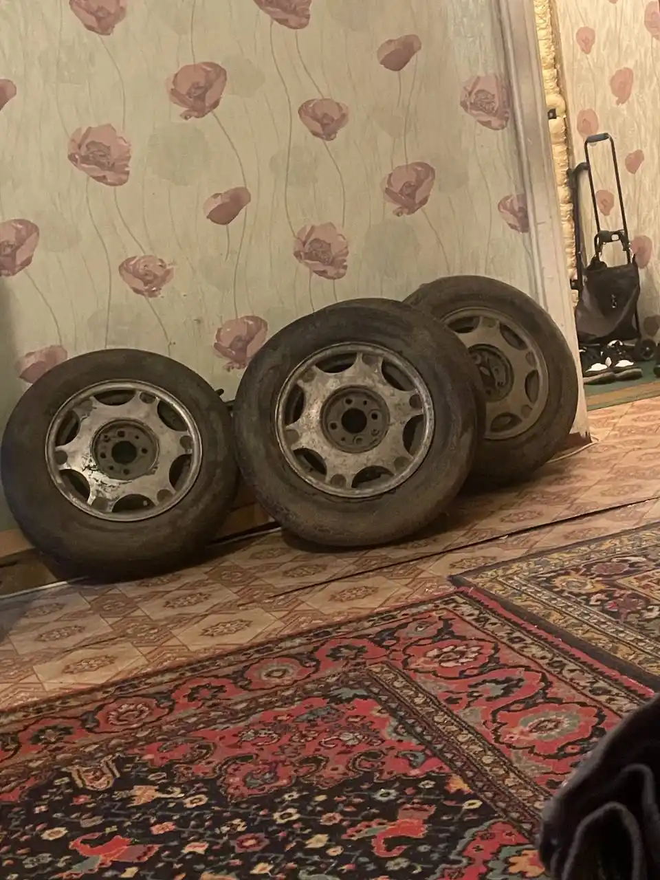 Комплект резины на выкид - Авто в Нижний Новгород