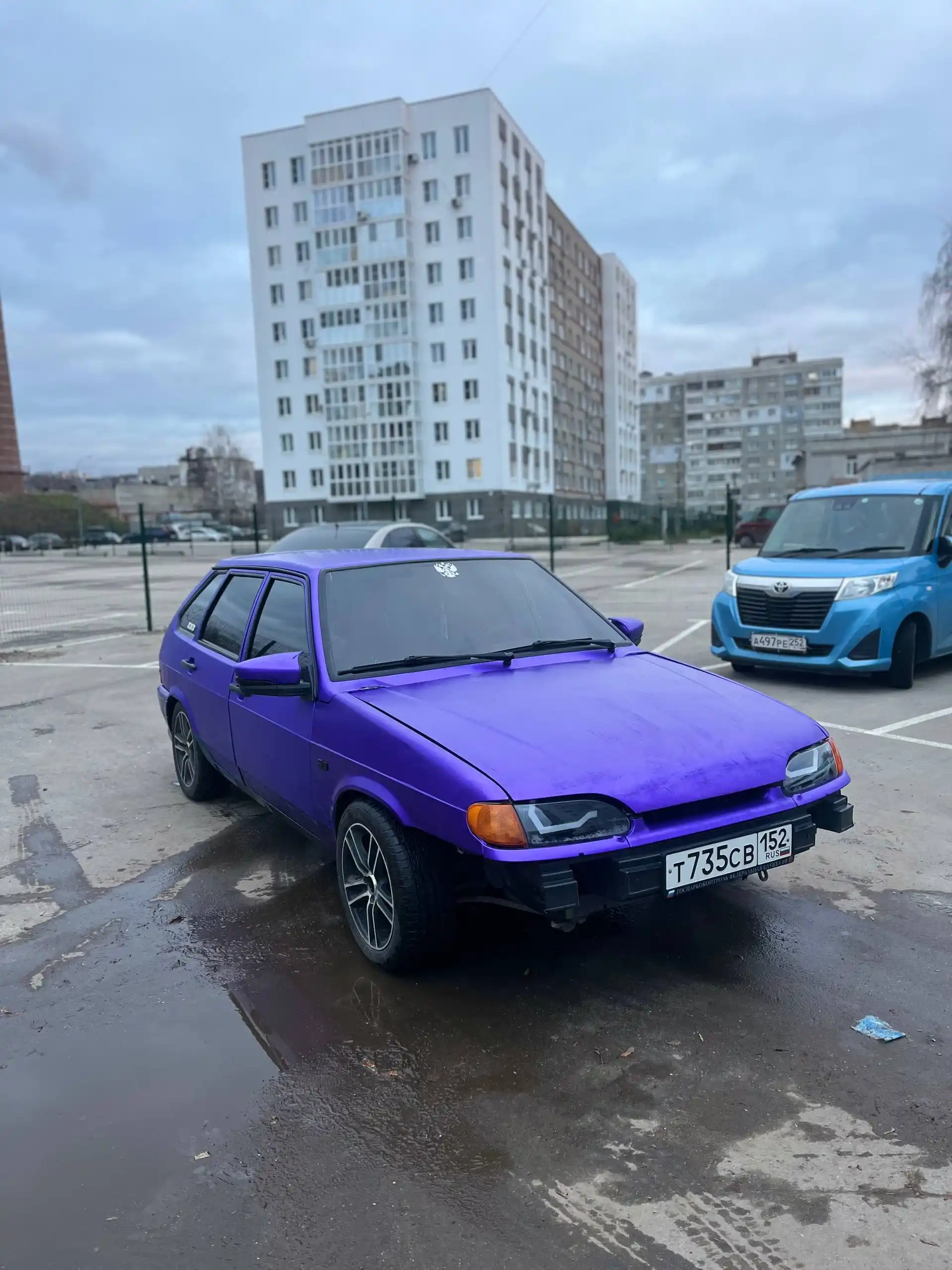 ВАЗ 2114 в шикарном фиолетовом цвете