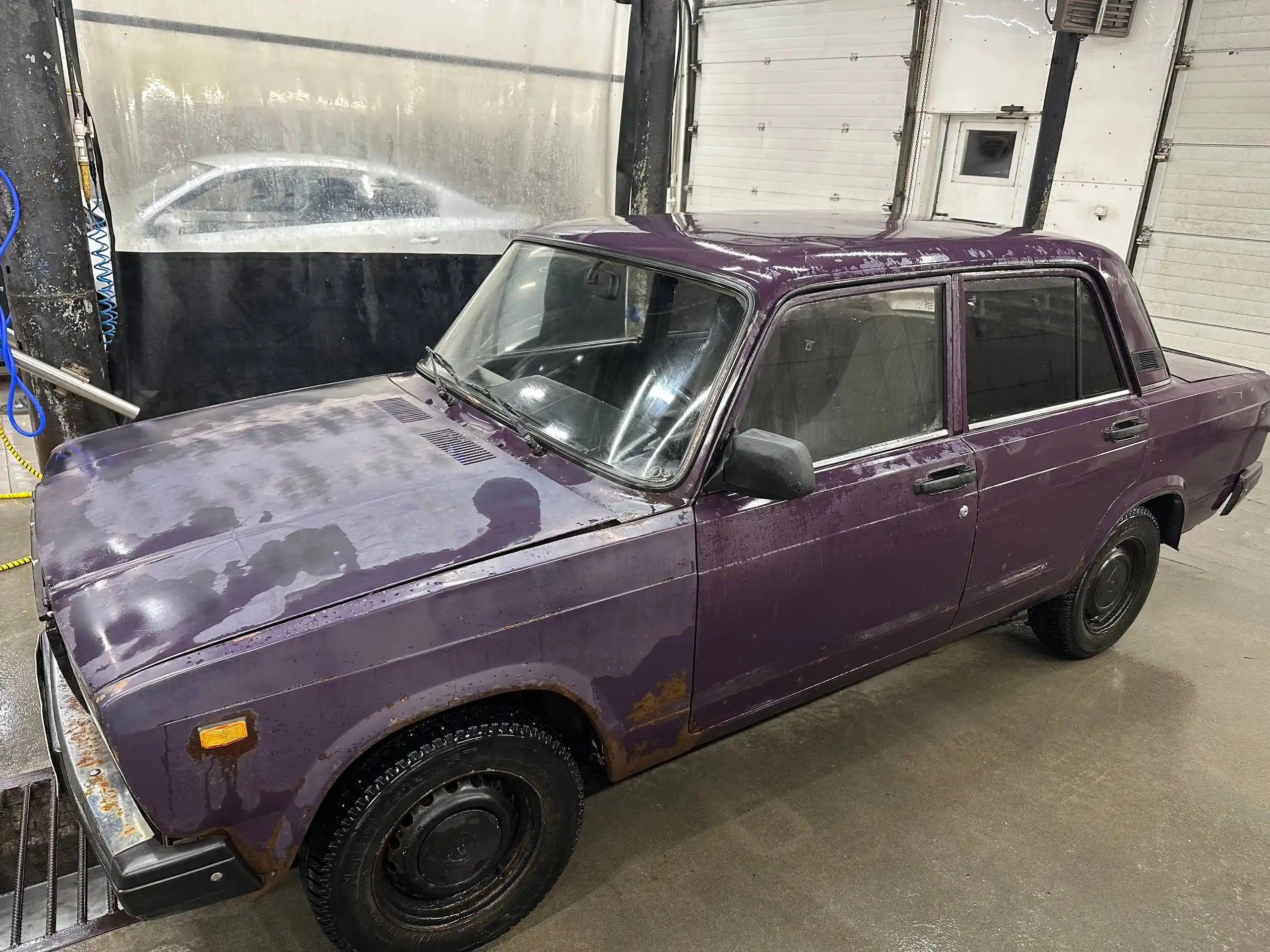 ВАЗ 2107 2004 года